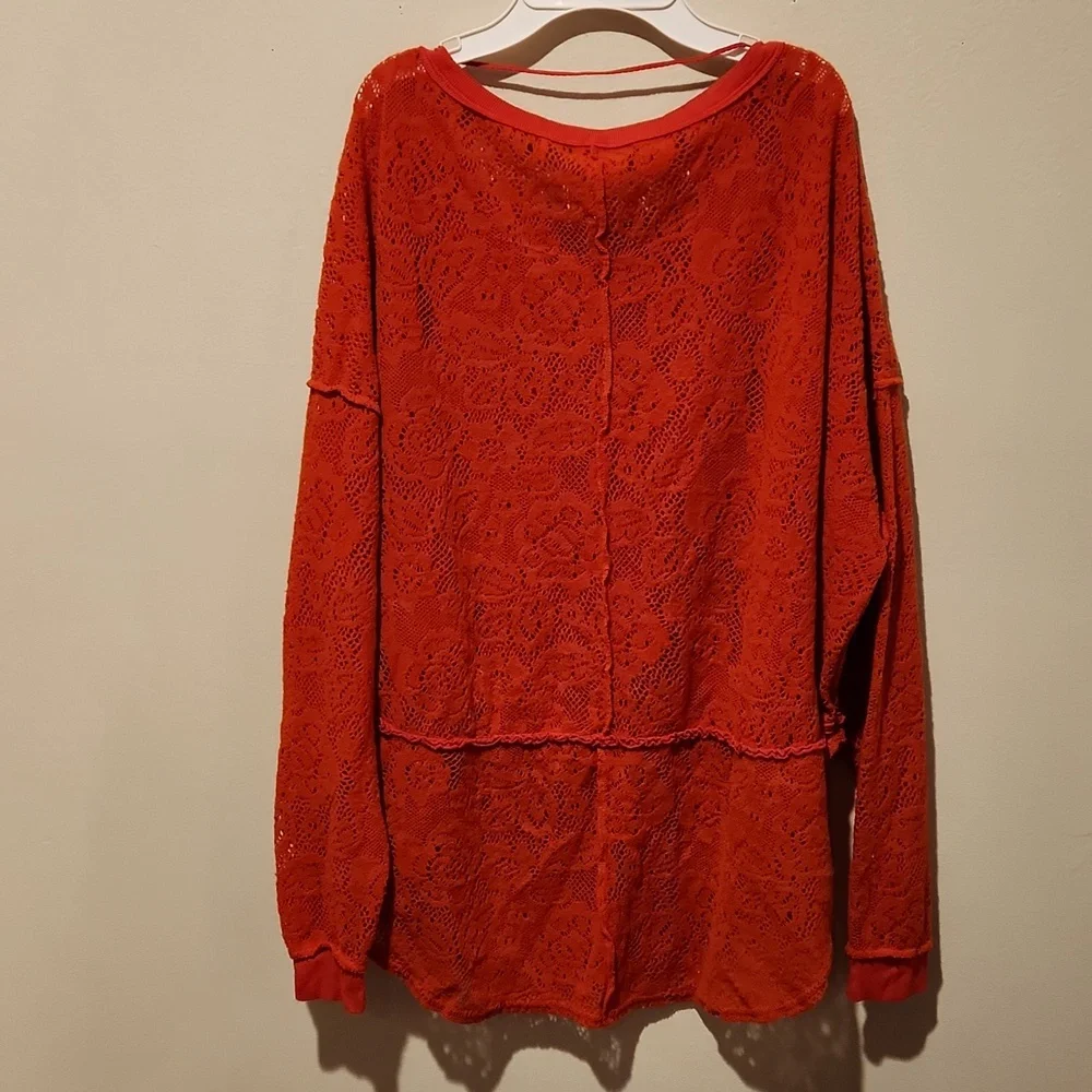❤️ FREE PEOPLE NOT COLD IN THIS LACE TOP, VIBRANT ORANGE, MEDIUM